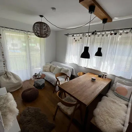 Jara Apartment- شقة